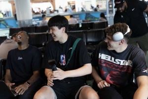 美记：开拓者队内竞争激烈 杨瀚森存在的问题可能会被放大