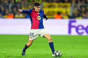 每体：杰拉德-马丁不愿在今夏离开巴萨，可能至少留队到明年1月