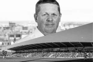 R.I.P.🙏官方：英乙切斯特菲尔德老板柯克因癌症离世，年仅59岁