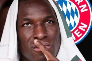 记者：杰克逊转会拜仁取得重大进展，租借+强制买断&金额尚不清楚