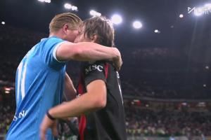 Respect！赛后德布劳内与莫德里奇拥抱致意