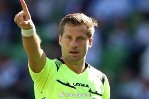 2025-26赛季亚冠精英联赛 联赛阶段 广岛三箭vs上海海港 裁判信息