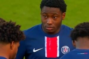 法媒：恩里克提拔16岁右后卫进一线队，拒绝放球员参加U17世界杯