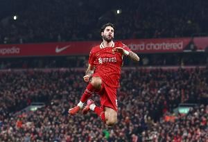 TA:利物浦正在和索博谈新合同,球员未来一两年可能成为红军队长